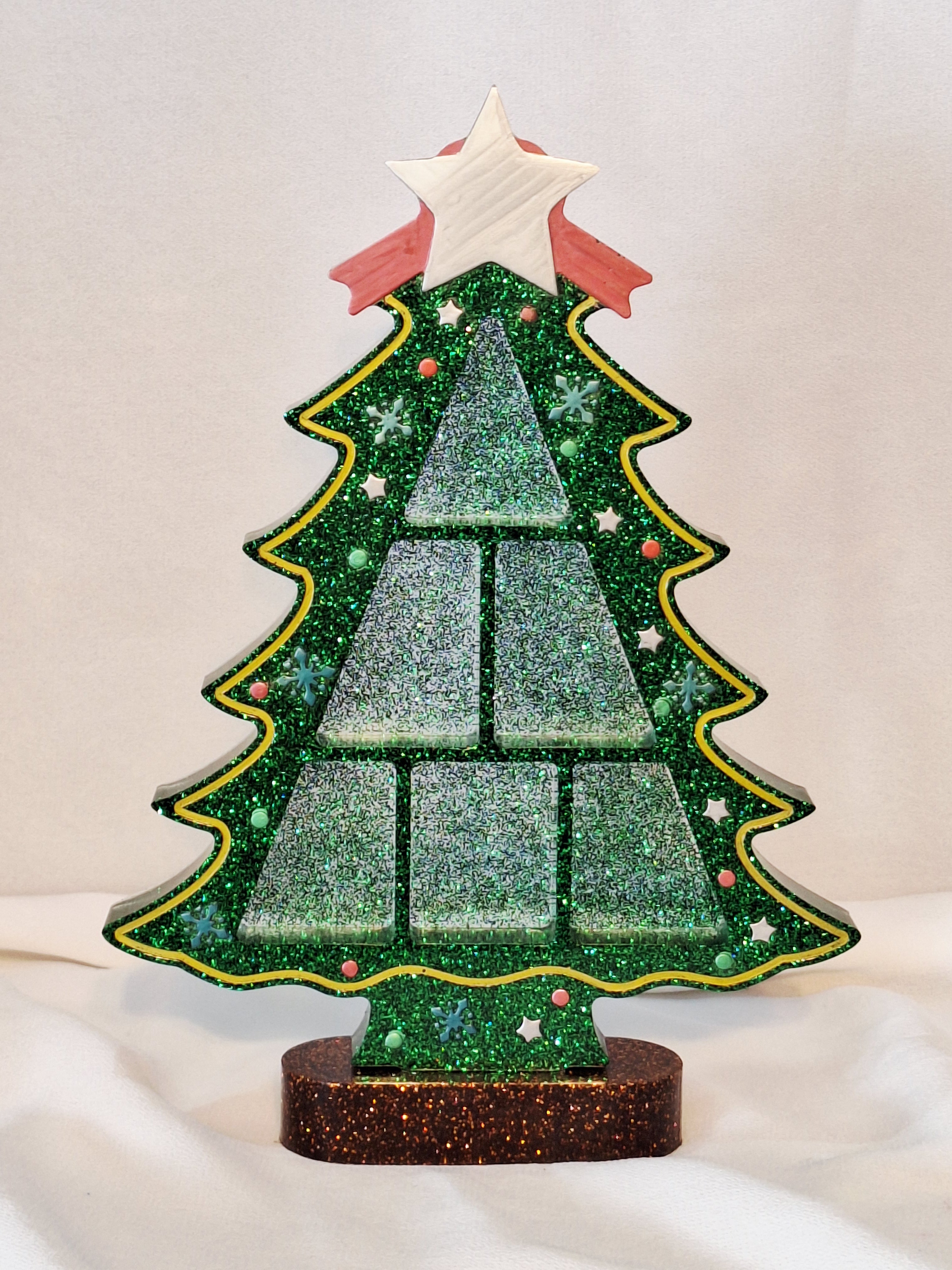 "Advent" Christmas Tree Display