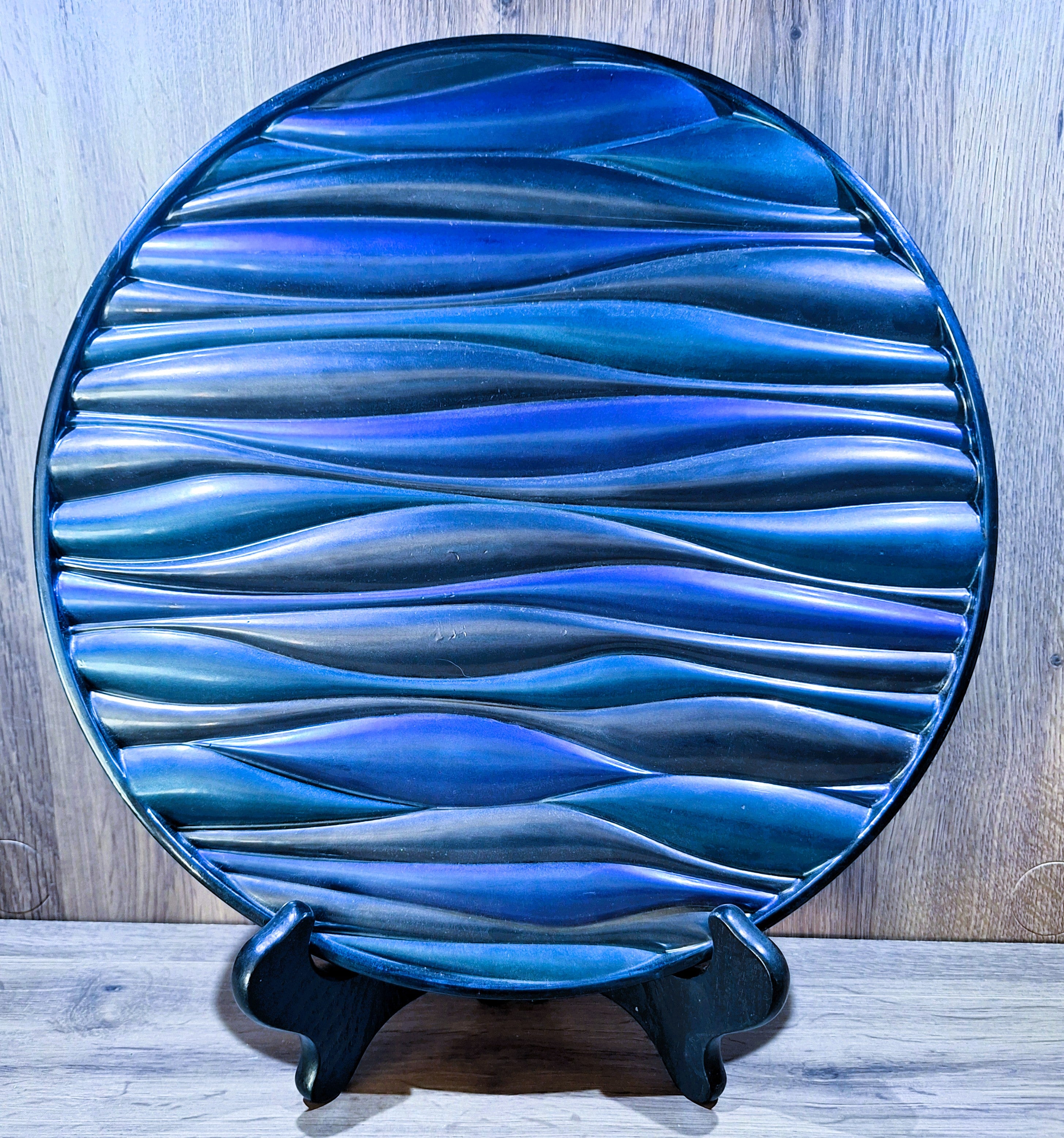 Blue Toned Wave Circle Plaque