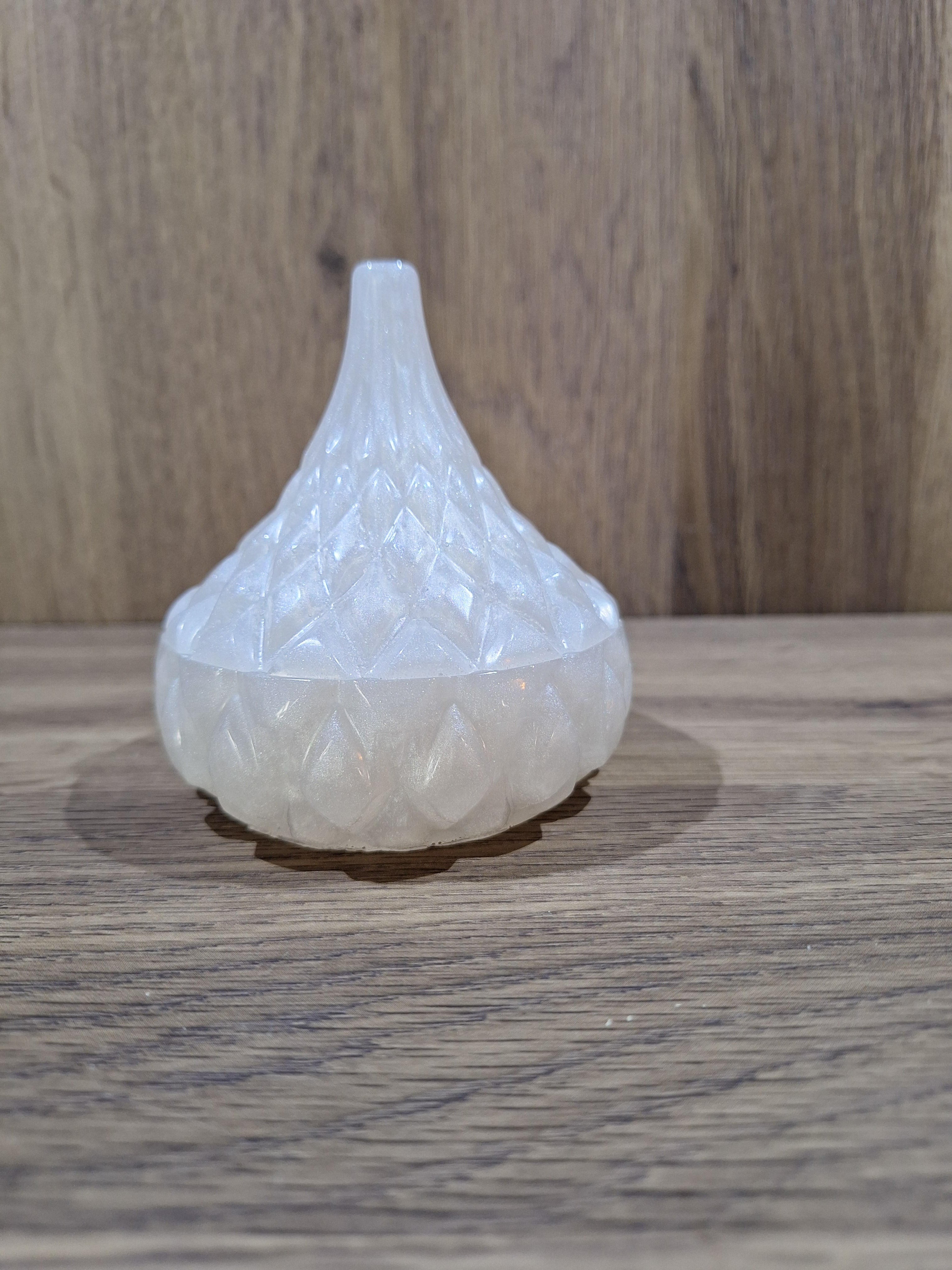 White Tear Drop Crystal Jar