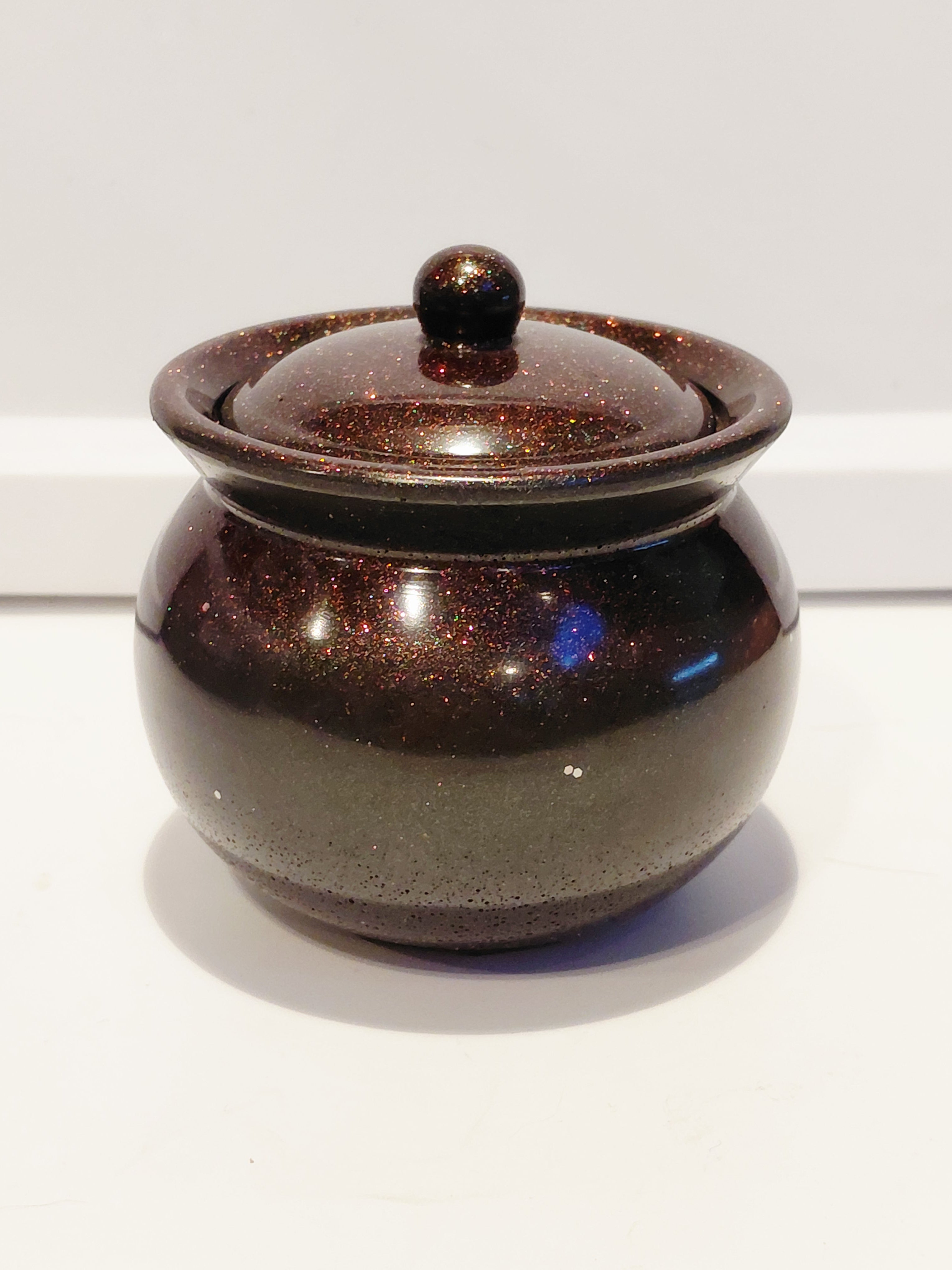 Brown & Black Honey Pot Jar